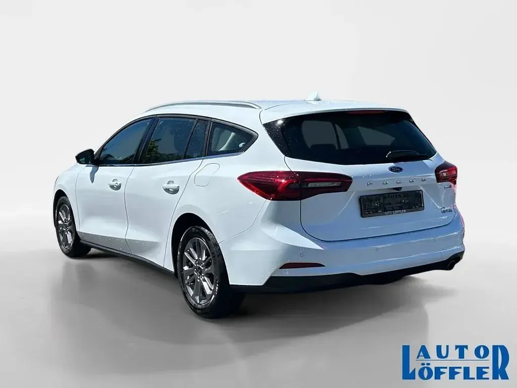 Używany Ford Focus Titanium 125 KM (91 kW) 2023 Biały Kombi