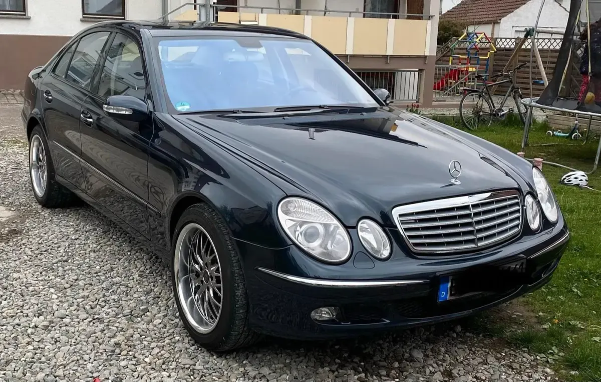 Occasion Mercedes E350 Elegance 273 ch (200 kW) 2005 Bleue Berline