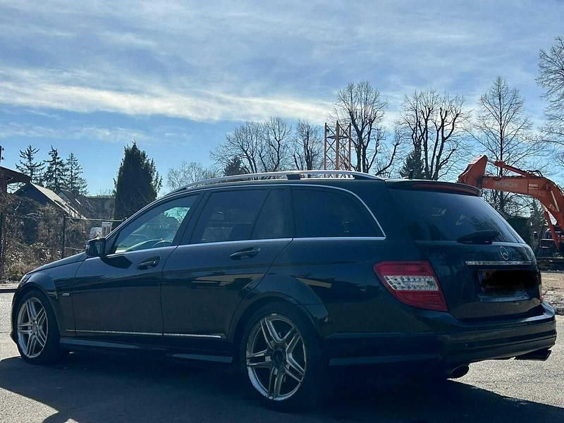 Gebraucht Mercedes C320 AMG 224 PS (164 kW) 2009 Schwarz Kombi