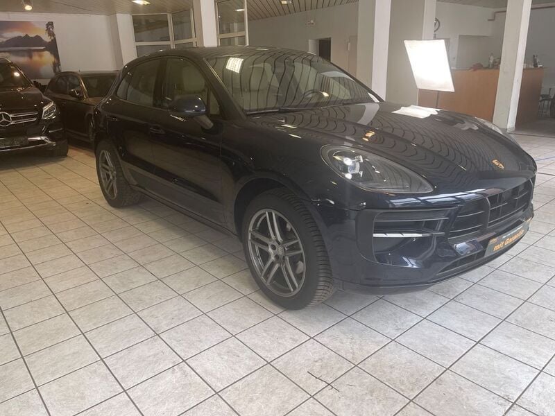 Gebraucht Porsche Macan Basis 245 PS (180 kW) 2020 Blau SUV