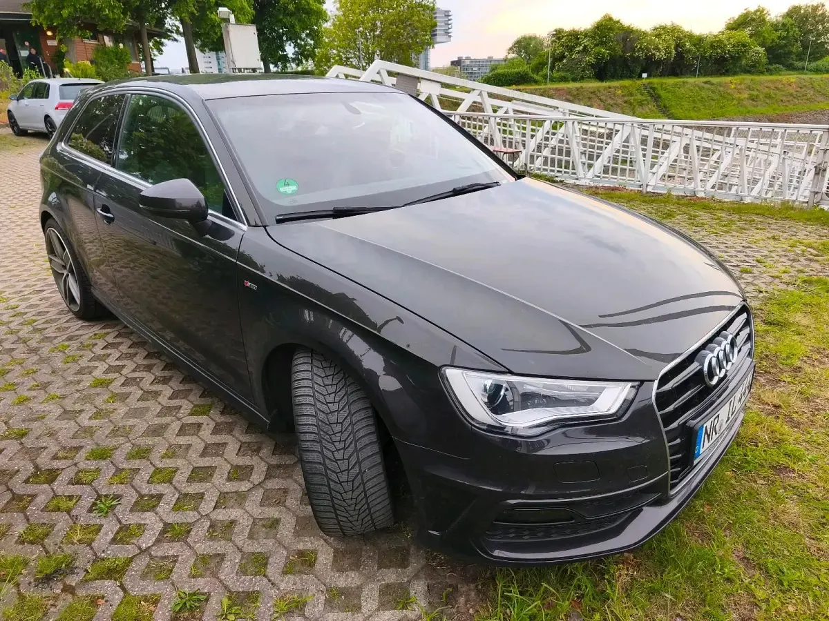 Używany Audi A3 S-Line 150 KM (110 kW) 2014 Brązowy Hatchback