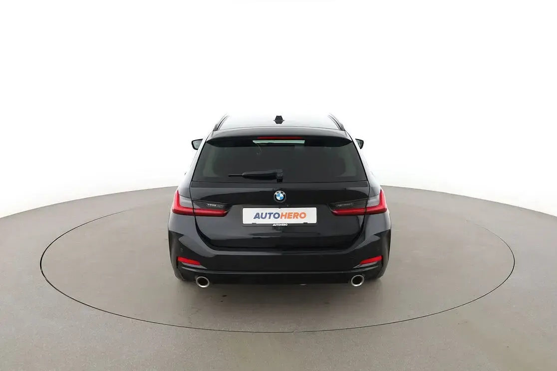 Gebraucht BMW 320 184 PS (135 kW) 2022 Schwarz Kombi