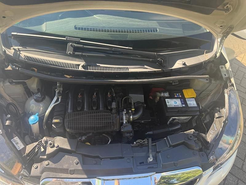 Gebraucht Peugeot 108 82 PS (60 kW) 2015 Weiß Kleinwagen