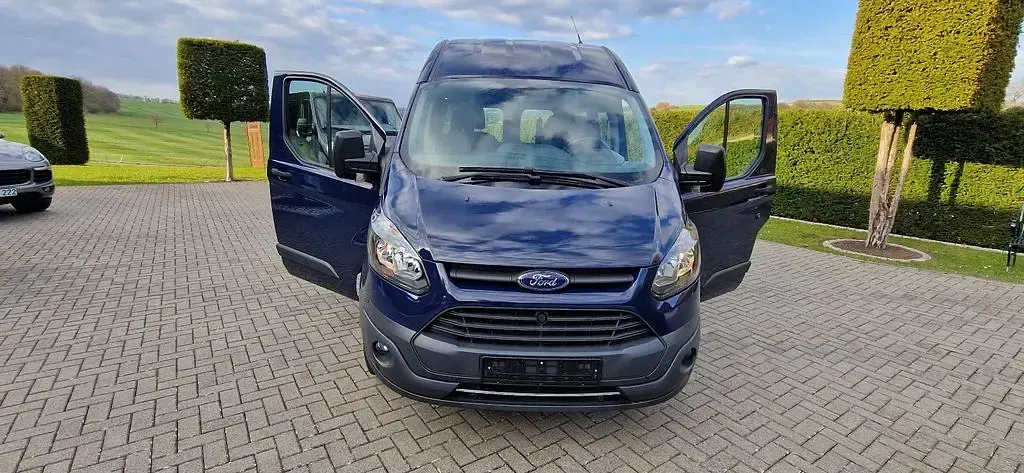 Second-hand Ford Transit Custom 131 CP (96 kW) 2017 Albastru Monovolum