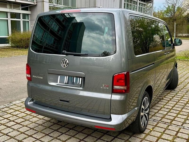 Używany VW T5 Cup 179 KM (131 kW) 2014 Szary Van