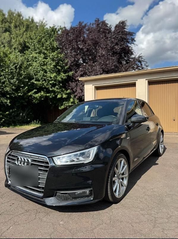 Schwarz Gebraucht 2015 Audi A1 S-Line Kleinwagen | 8.500 € (Guter Preis) - Bild 1/4