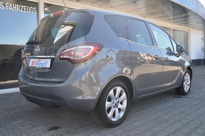 Gebraucht Opel Meriva Innovation 140 PS (102 kW) 2016 Grau Van / Kleinbus