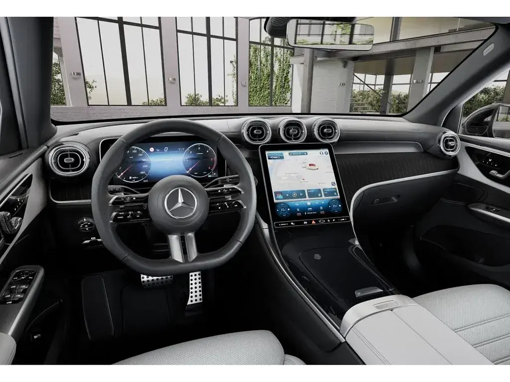 Gebraucht Mercedes GLC200 AMG 163 PS (119 kW) 2026 Schwarz / obsidianschwarz SUV