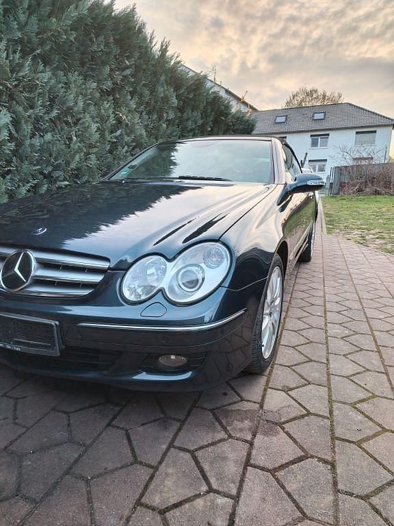 Gebraucht Mercedes CLK320 Elegance 224 PS (164 kW) 2006 Schwarz Cabrio