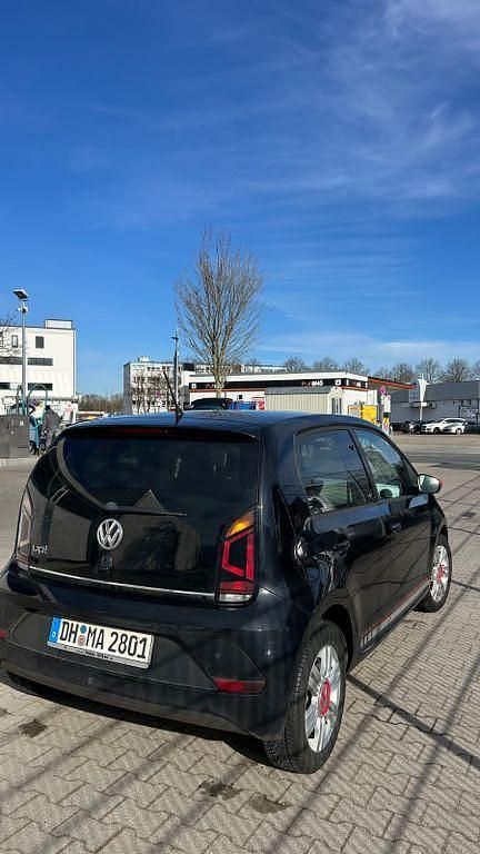 Gebraucht VW up! Beats 60 PS (44 kW) 2017 Schwarz Kleinwagen