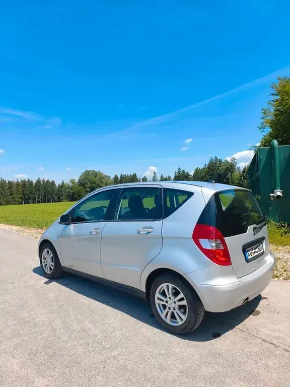 Gebraucht Mercedes A160 95 PS (69 kW) 2010 Schwarz Van / Kleinbus