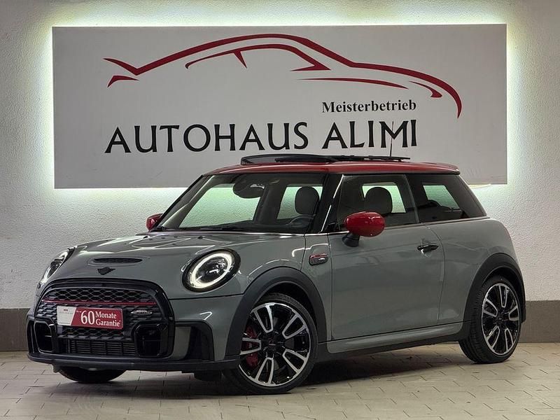 Gebraucht Mini John Cooper Works 231 PS (169 kW) 2021 Moonwalk grey Kleinwagen