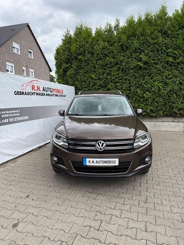 Braun Gebraucht 2013 VW Tiguan Sportline SUV | 11.500 € (Guter Preis) - Bild 1/4