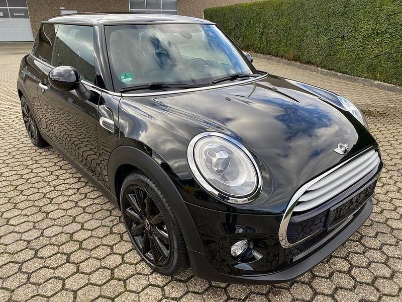 Schwarz Gebraucht 2015 Mini Cooper Kleinwagen | 13.899 € (Fairer Preis) - Bild 1/4