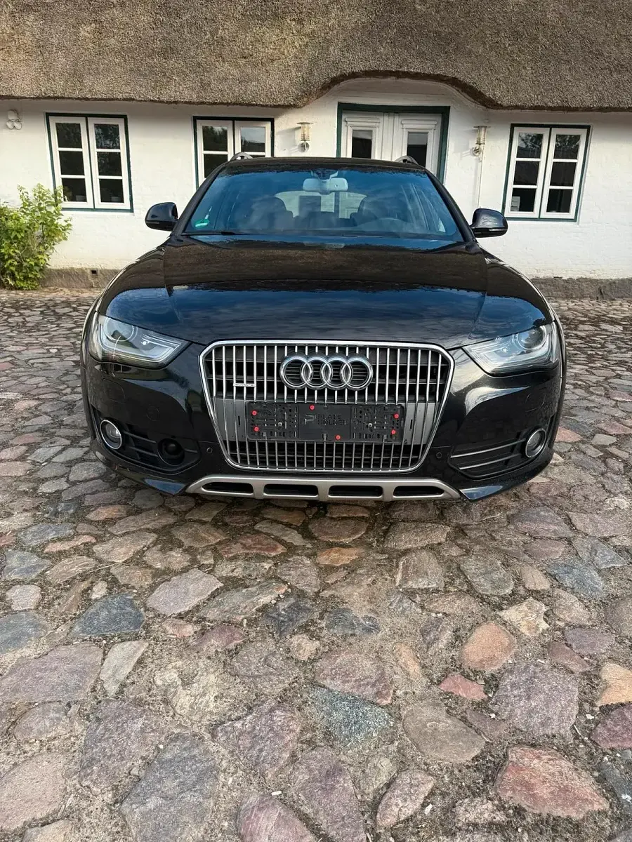 Gebraucht Audi A4 Allroad 245 PS (180 kW) 2012 Schwarz Kombi
