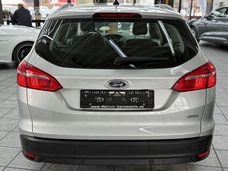 Gebraucht Ford Focus Business Edition 125 PS (91 kW) 2018 Polarsilber metallic Kombi