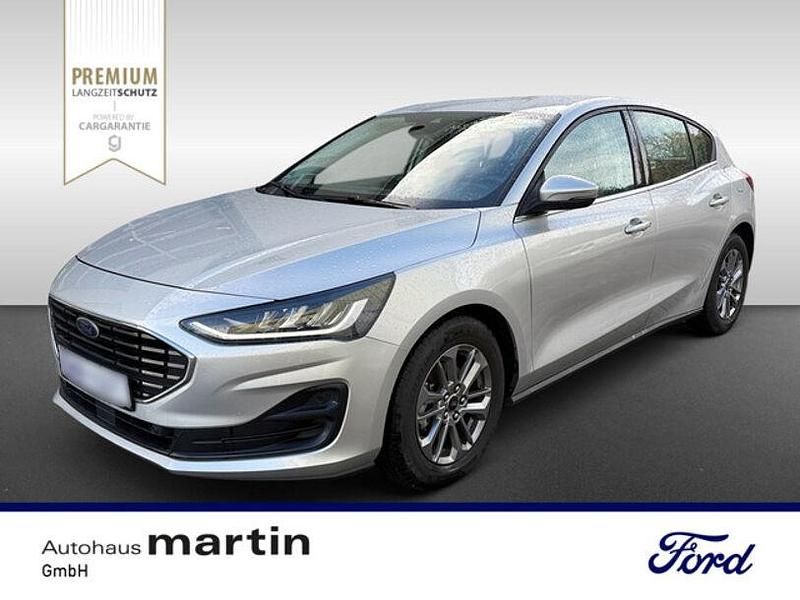 Silber Gebraucht 2023 Ford Focus Titanium Limousine | 18.990 € (Guter Preis) - Bild 1/1