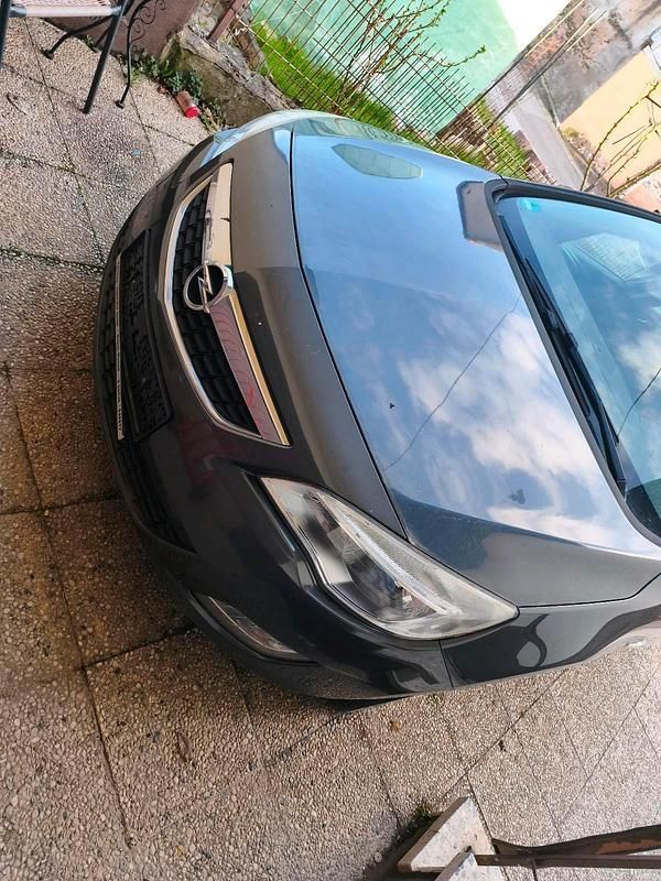 Gebraucht Opel Astra 2011 Grau Kombi