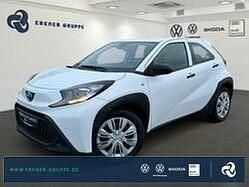 Gebraucht Toyota Aygo 72 PS (52 kW) 2023 Weiß Kleinwagen