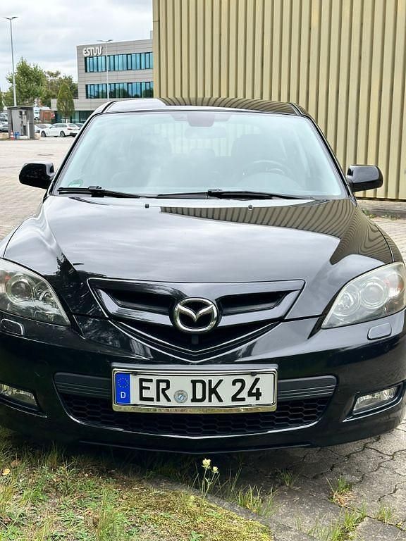 Schwarz Gebraucht 2009 Mazda 3 Limousine | 3.600 € (Etwas zu teuer) - Bild 1/4