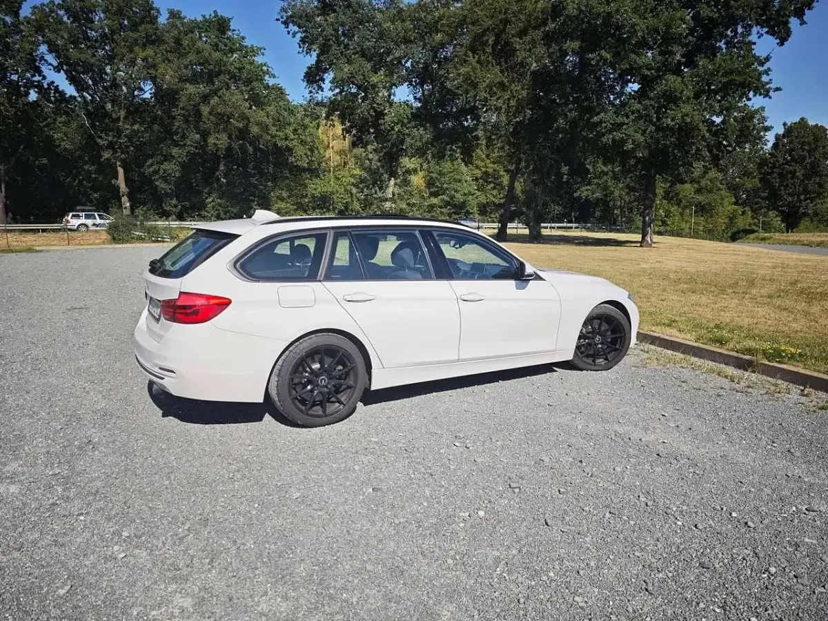 Gebraucht BMW 340 Sport Line 326 PS (239 kW) 2019 Weiß Kombi