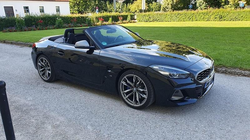 Schwarz Gebraucht 2025 BMW Z4 M Sport Cabrio | 56.880 € (Etwas zu teuer) - Bild 1/4