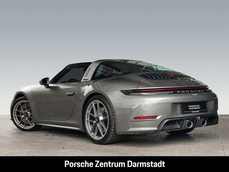 Neu Porsche 992 541 PS (397 kW) 2026 Gruen Coupé