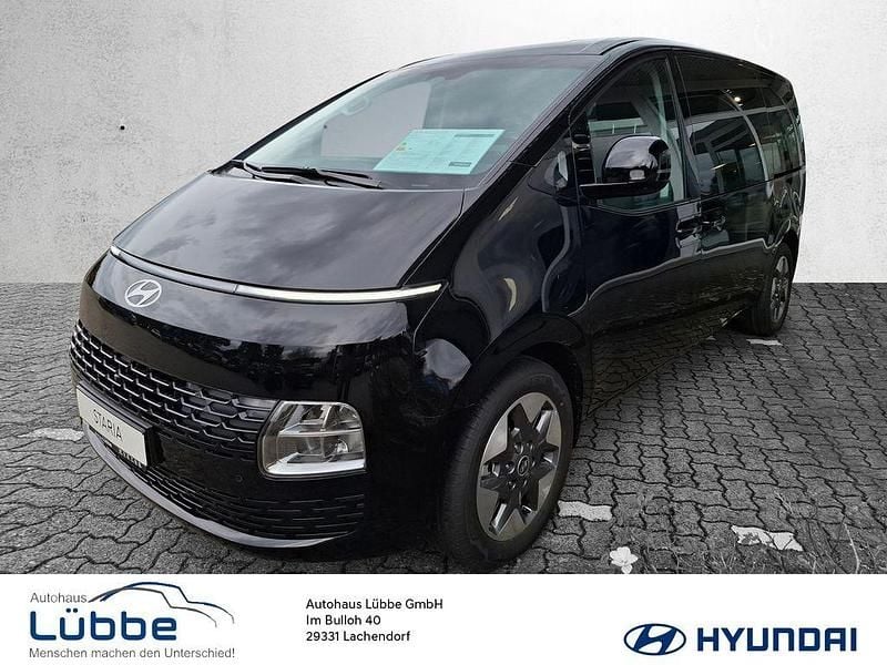 Schwarz Neu 2025 Hyundai Staria Trend Van | 49.980 € (Guter Preis) - Bild 1/4