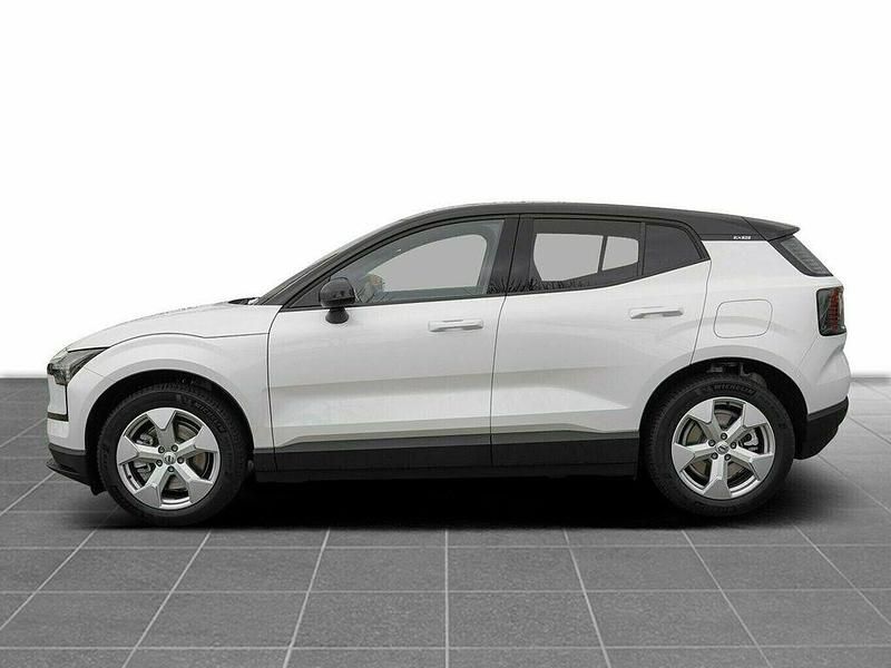 Gebraucht Volvo EX30 Plus 200 kW (272 PS) 2024 Crystal white SUV