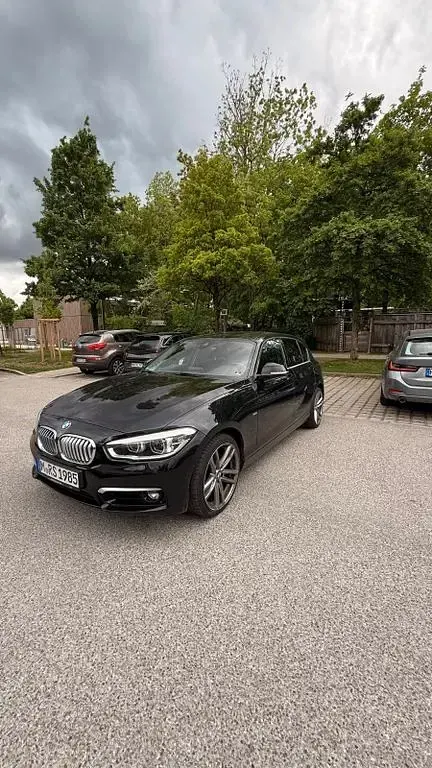 Gebraucht BMW 120 Urban Line 184 PS (135 kW) 2017 Schwarz Kleinwagen