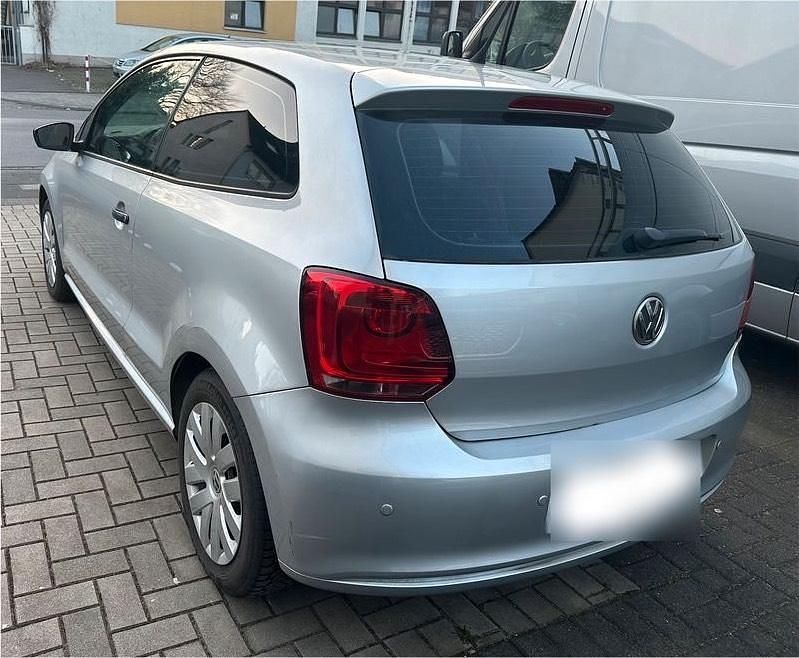 Gebraucht VW Polo 60 PS (44 kW) 2011 Silber Kleinwagen