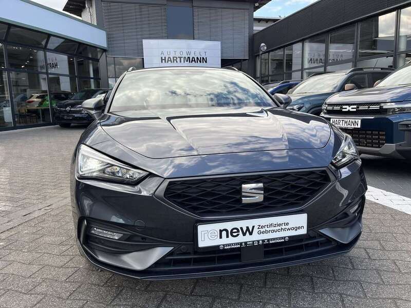 Magnetic grau Gebraucht 2021 Seat Leon FR Kleinwagen | 19.950 € (Fairer Preis) - Bild 1/3