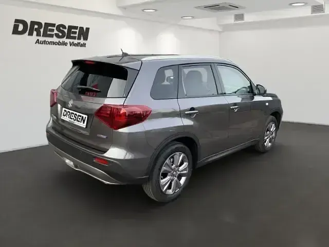 Neu Suzuki Vitara Comfort 110 PS (80 kW) 2026 Grau SUV