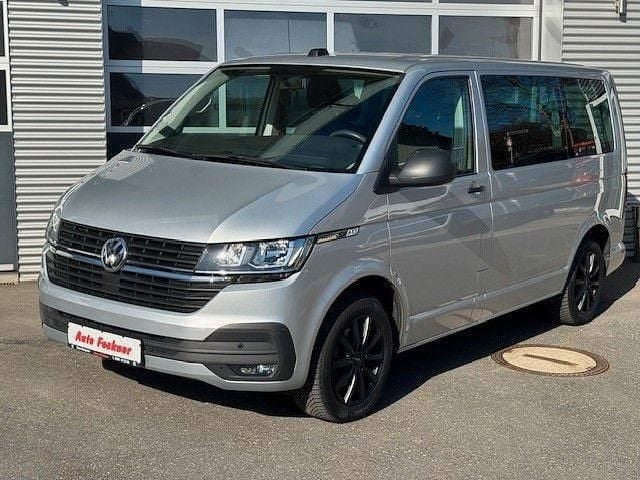 Gebraucht VW Multivan Family 150 PS (110 kW) 2021 Reflexsilber Van