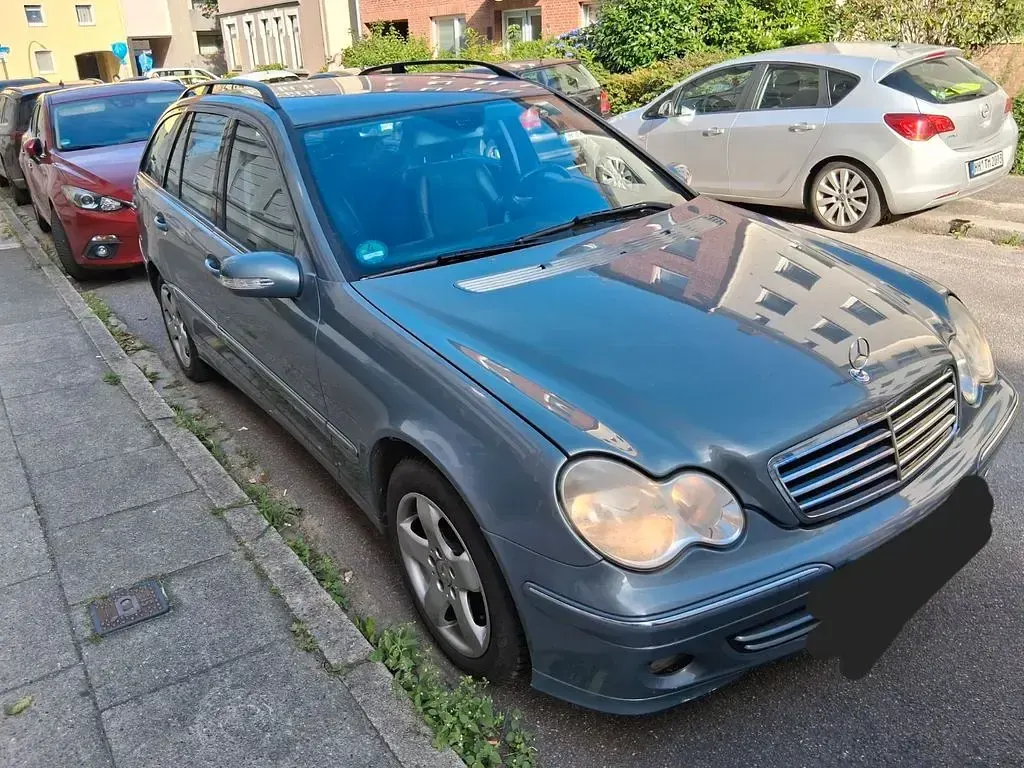 Gebraucht Mercedes C220 170 PS (125 kW) 2005 Blau Limousine