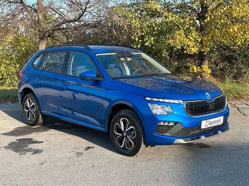 Neu Skoda 105 116 PS (85 kW) 2025 Blau Limousine