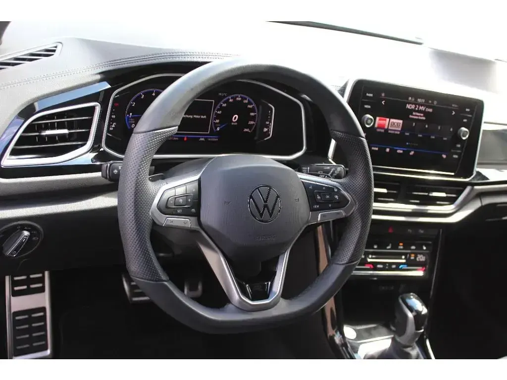 Gebraucht VW T-Roc R-line 150 PS (110 kW) 2025 Indiumgrau (metallic) SUV