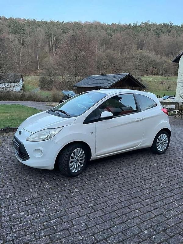 Gebraucht Ford Ka Titanium 69 PS (50 kW) 2009 Weiß Kleinwagen