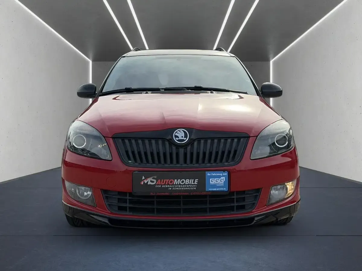 Gebraucht Skoda Roomster Noire 86 PS (63 kW) 2015 Rot Van / Kleinbus