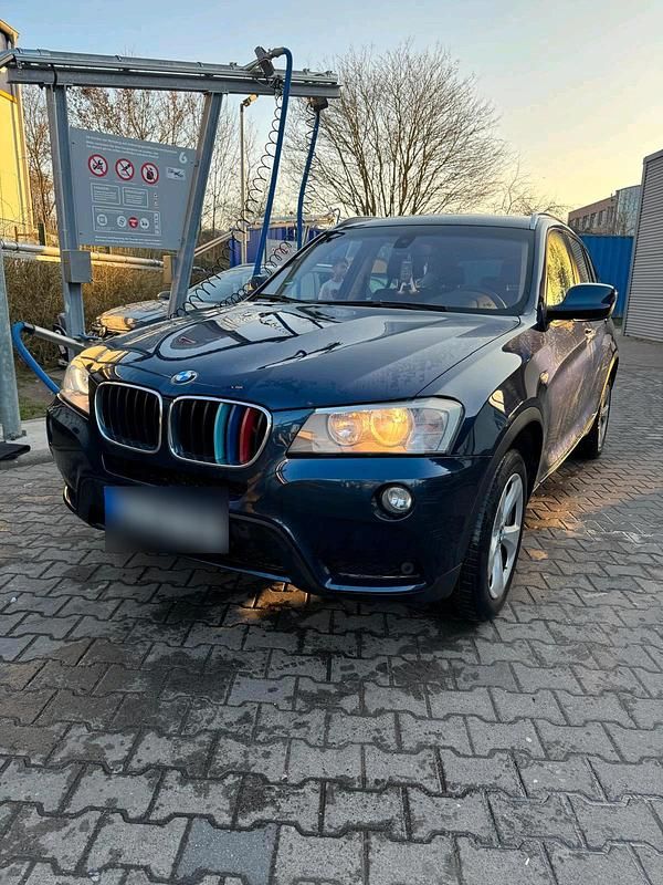 Gebraucht BMW X3 184 PS (135 kW) 2011 Blau SUV