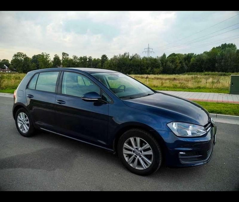 Gebraucht VW Golf VII 110 PS (80 kW) 2016 Blau Limousine