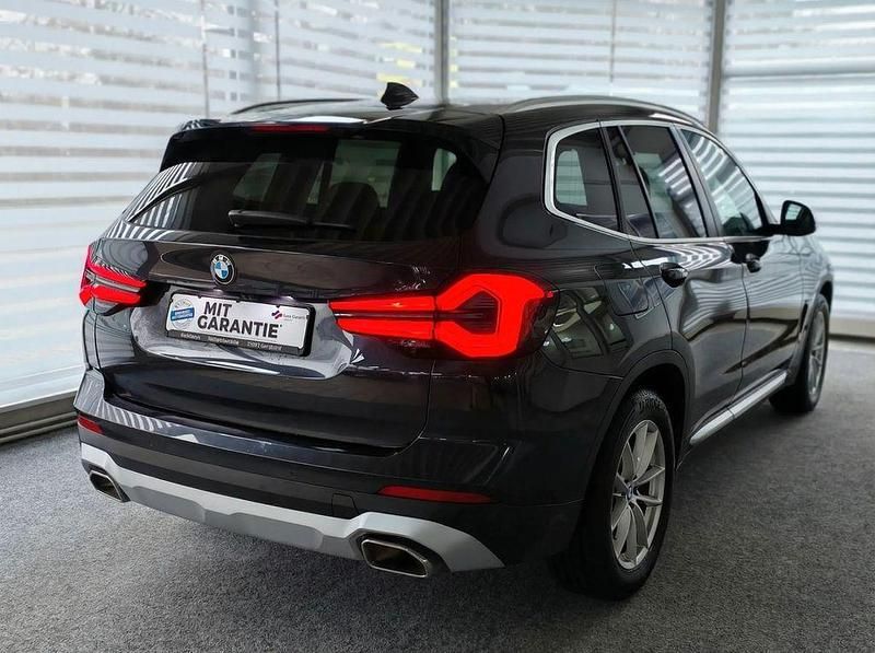 Gebraucht BMW X3 Sport Line 190 PS (139 kW) 2023 Grau SUV