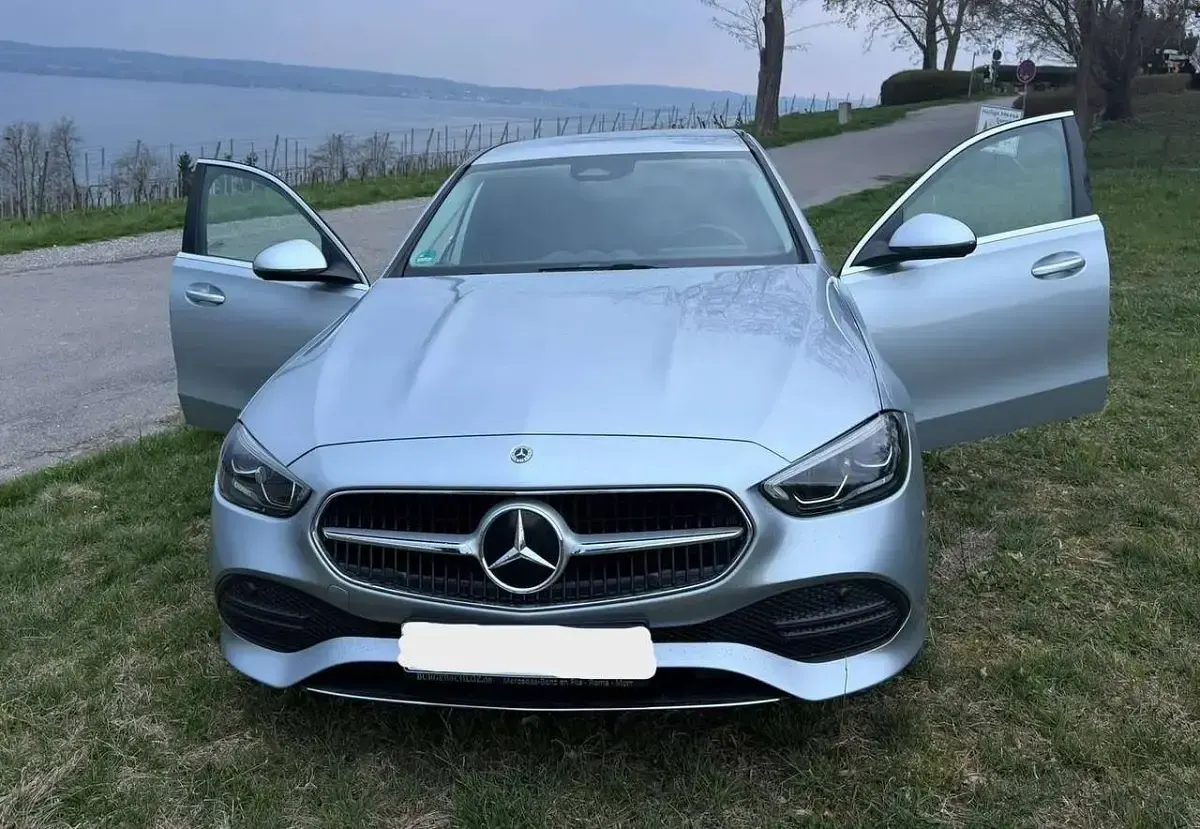 Gebraucht Mercedes C200 Advanced 204 PS (150 kW) 2023 Silber Limousine