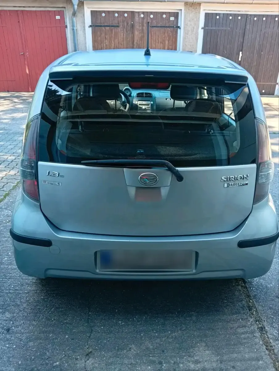 Gebraucht Daihatsu Sirion 88 PS (64 kW) 2006 Silber Kleinwagen