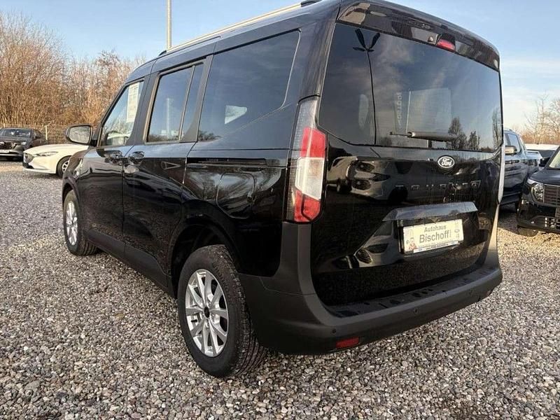 Neu Ford Tourneo Courier Titanium 125 PS (91 kW) 2025 Agate black metallic Van / Kleinbus