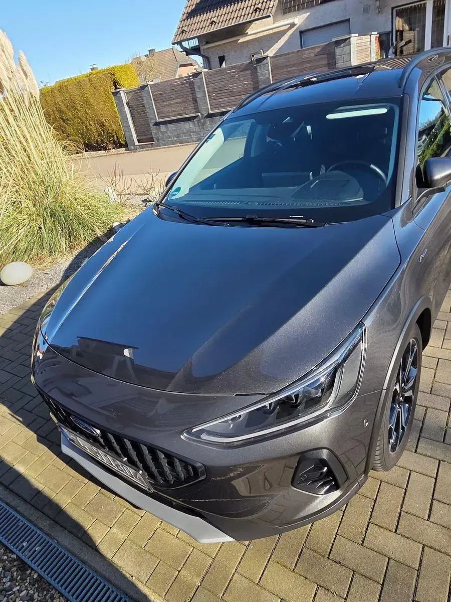 Używany Ford Focus Active X 155 KM (114 kW) 2023 Brązowy Kombi