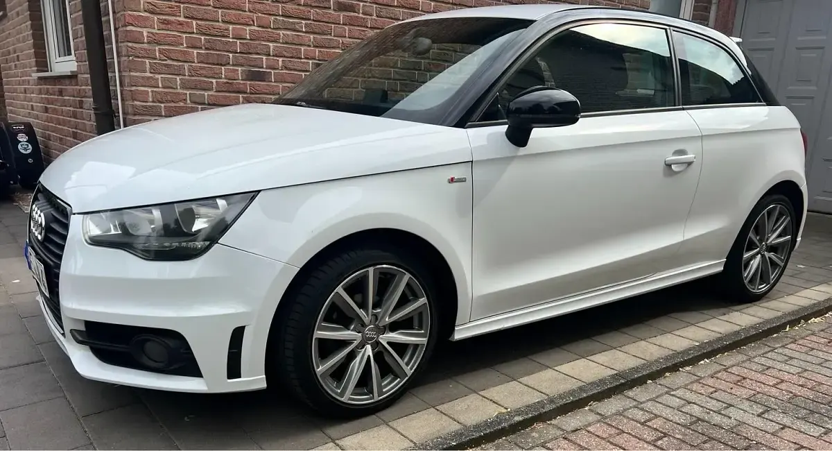 Gebraucht Audi A1 S-Line 89 PS (65 kW) 2013 Weiß Kleinwagen