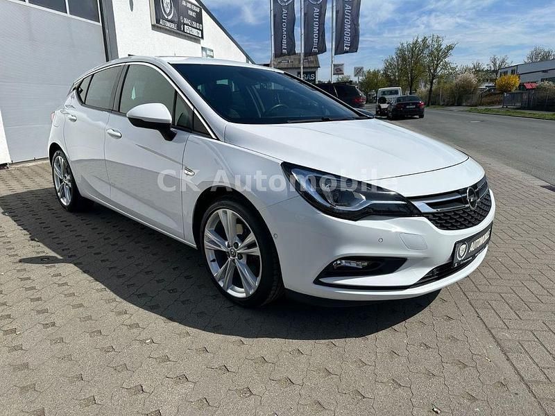 Gebraucht Opel Astra Dynamic 200 PS (147 kW) 2017 Weiß Limousine