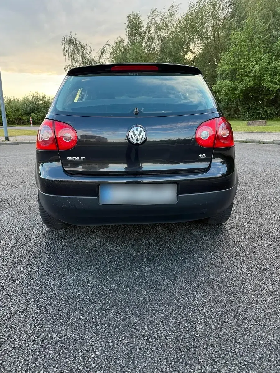 Gebraucht VW Golf IV 102 PS (75 kW) 2004 Schwarz Limousine