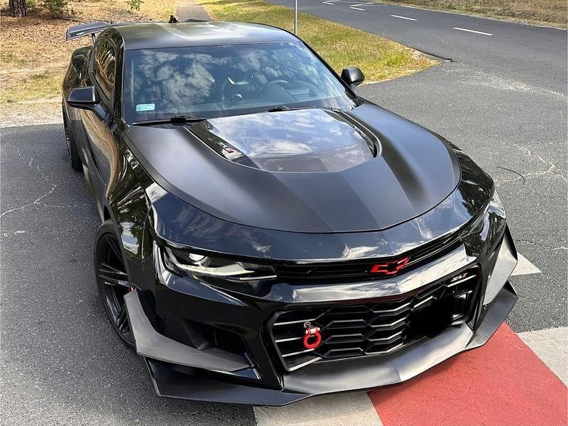 Schwarz Gebraucht 2018 Chevrolet Camaro ZL1 Coupé | 53.900 € - Bild 1/4